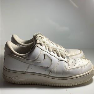 Size 8 1/2 white Air Force ones